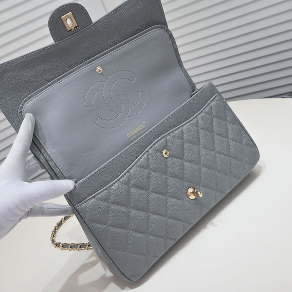 シャネルバッグ角部分ディテール